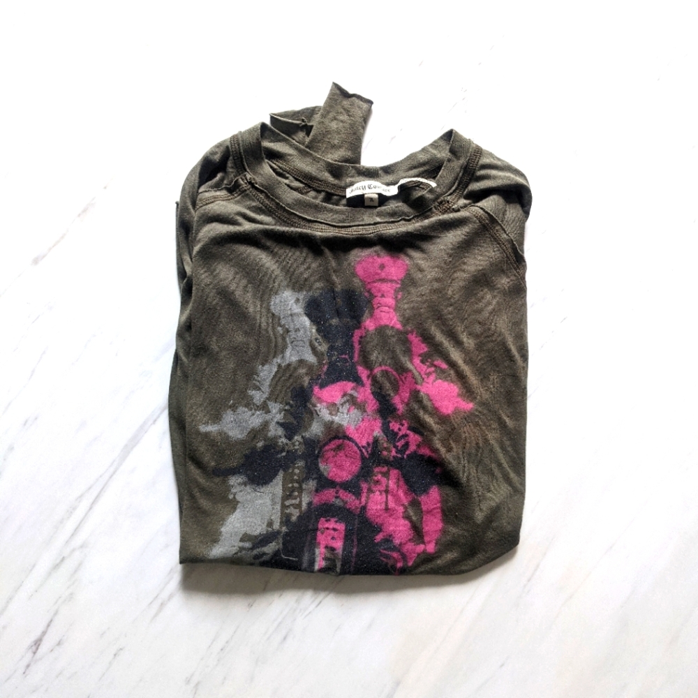Juicy Couture Men's XL long sleeve shirt